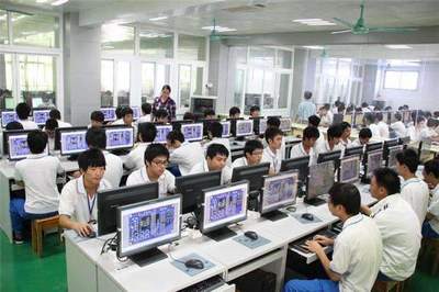 電子信息工程與網(wǎng)絡(luò)工程 專業(yè)學(xué)習與就業(yè)前景解析
